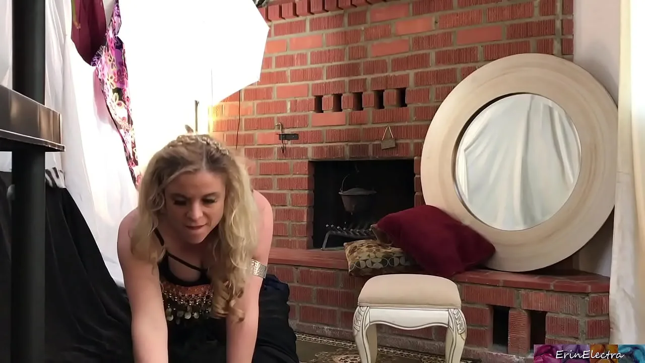 Caught webcaming while babysitting – Erin Electra