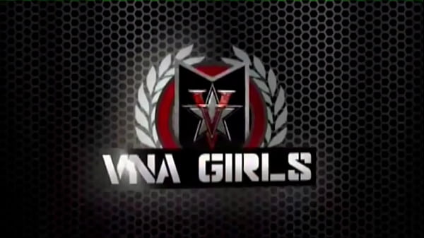 Inked Lesbian Baddies Jenevieve Hexxx & Ophelia Rain Make Out!